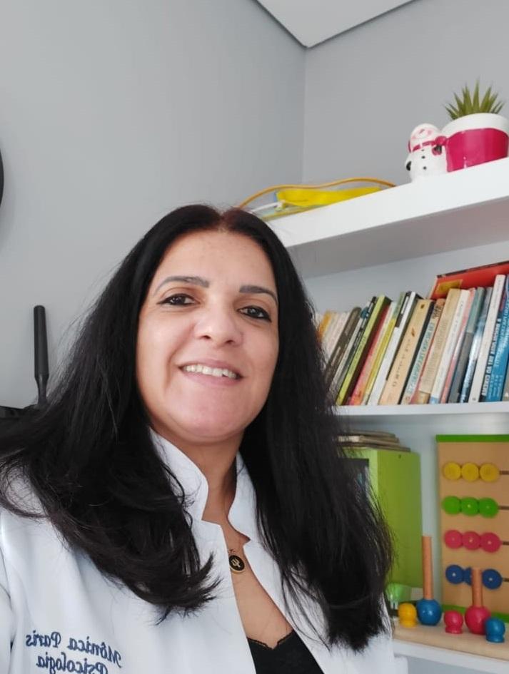 Monica Paris Sena Marçal